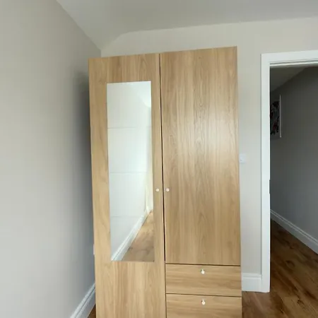 The House - Stylish 3br House, Free Parking, Close To Croke Park, Minutes From Center Apartment Dublin