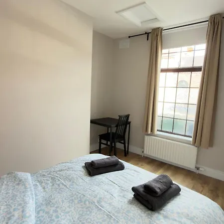 The House - Stylish 3br House, Free Parking, Close To Croke Park, Minutes From Center *