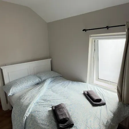 The House - Stylish 3br House, Free Parking, Close To Croke Park, Minutes From Center